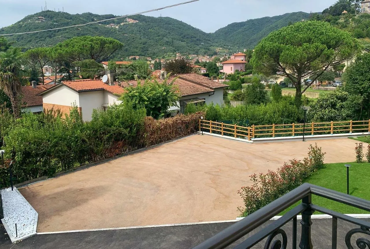 Mikeme Bed & Breakfast Carrara 3*,  Italy