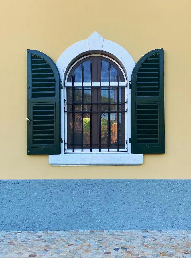 Mikeme Bed & Breakfast Carrara