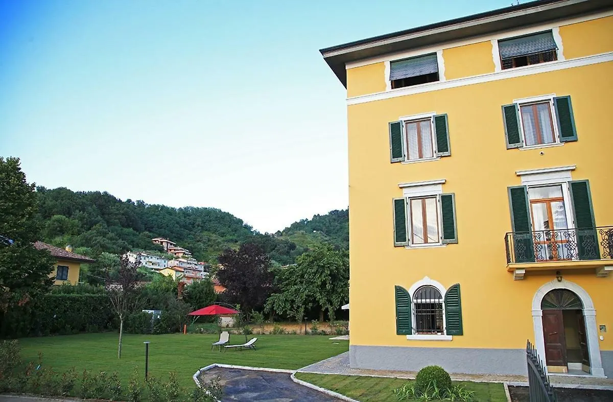 Bed and Breakfast Mikeme à Carrare